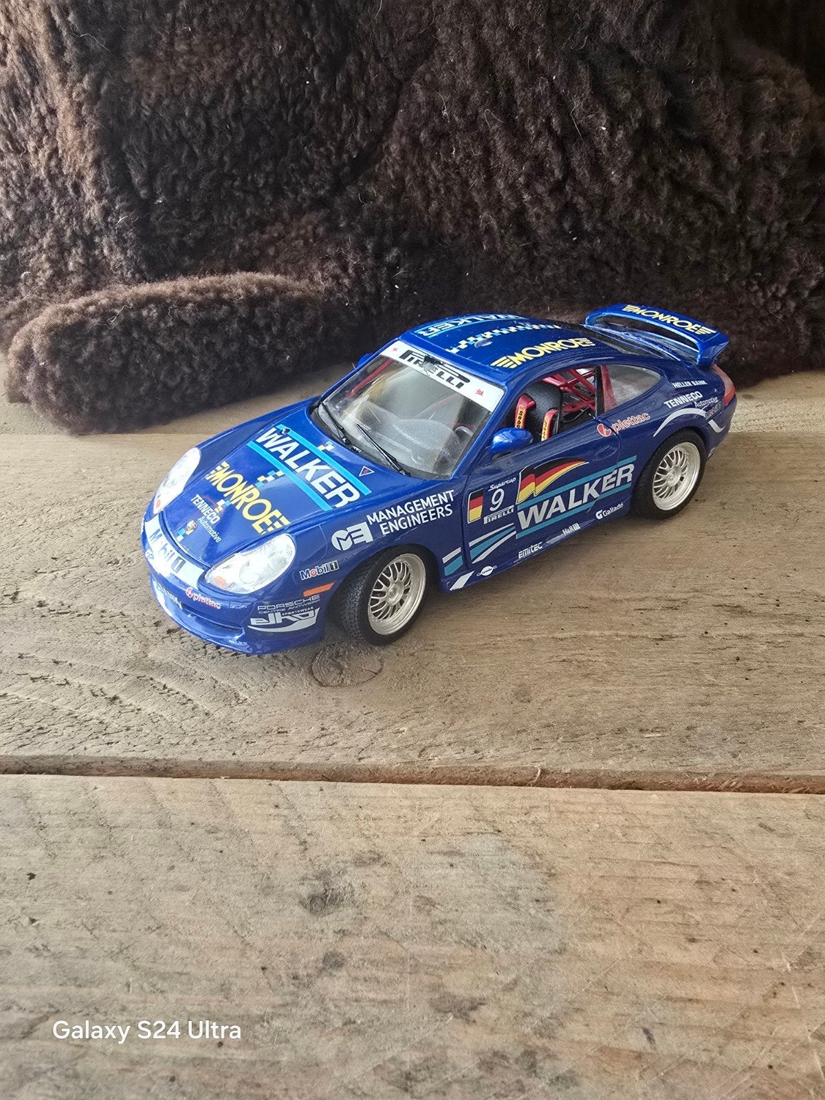 Bburago Porsche 911 GT3 Cup modelauto op schaal 1:18., Ophalen of Verzenden, Bburago