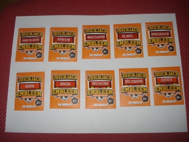 PLAATSNAAMEMBLEMEN RUIM 87 VERSCHILLEND(ZIE TEKST, FOTO'S, Verzamelen, Supermarktacties, Jumbo, Ophalen of Verzenden