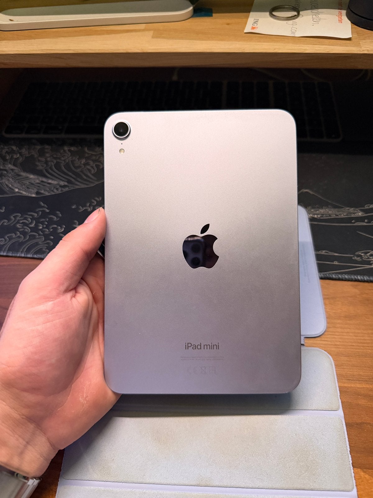Foto 4 van iPad Mini 7 - 128Gb - Paars - Als nieuw!