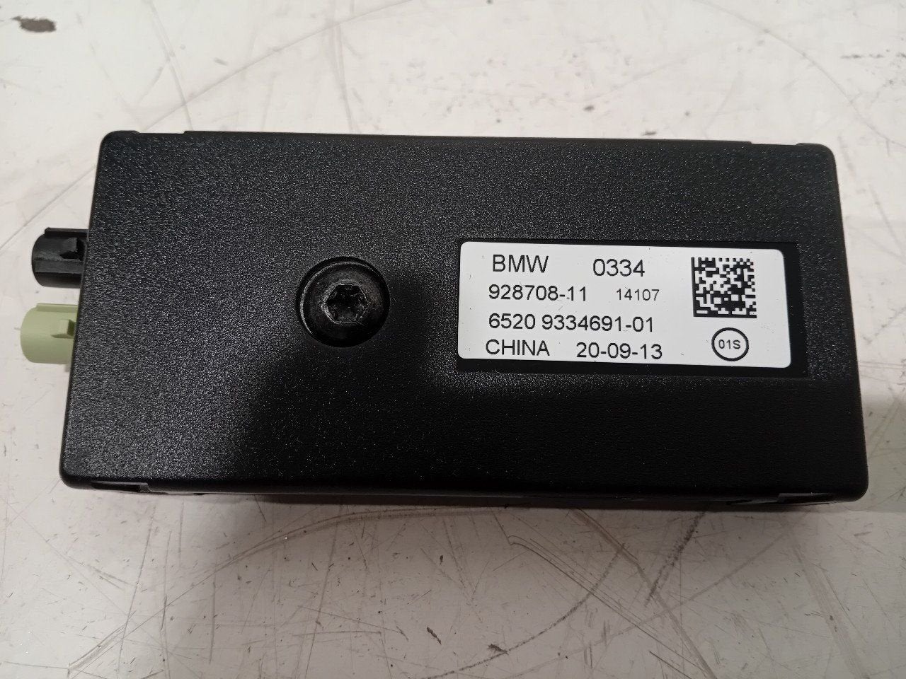 Antenne versterker BMW X5, Ophalen of Verzenden, Van der Ven Autorecycling B.V., Onderdelen@venauto.nl, Ettenseweg 76, 4706 PB Roosendaal, The Netherlands