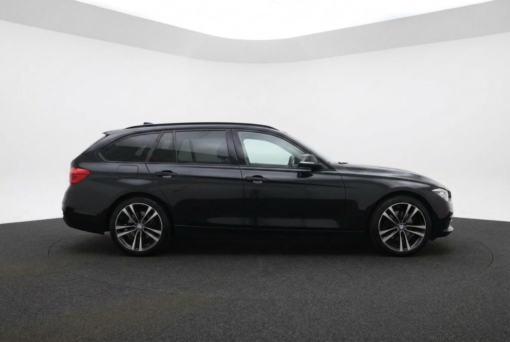 BMW 3 Serie touring 320 i Sport Line Shadow Camera l Leder l, Automaat, 1998 cc, Achterwielaandrijving, Euro 6