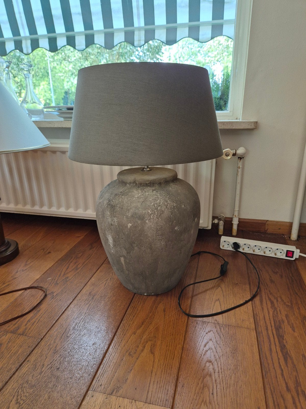 Mooie kruiklamp met grijze kap, Ophalen, Gebruikt, Grijs, Landelijk