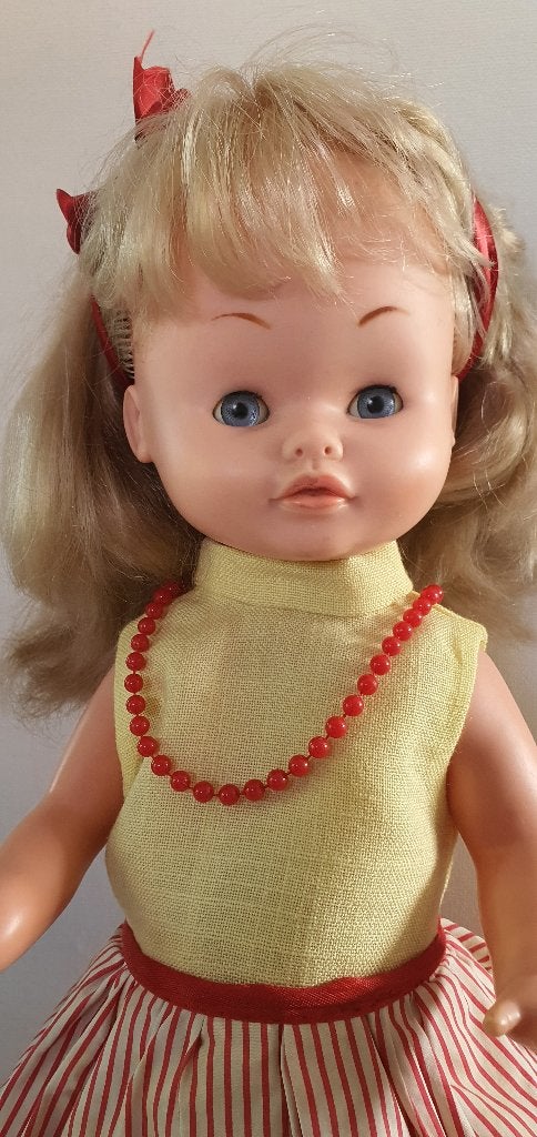 *** Famosa pop 50 cm ***, Ophalen of Verzenden, Gebruikt, Overige typen