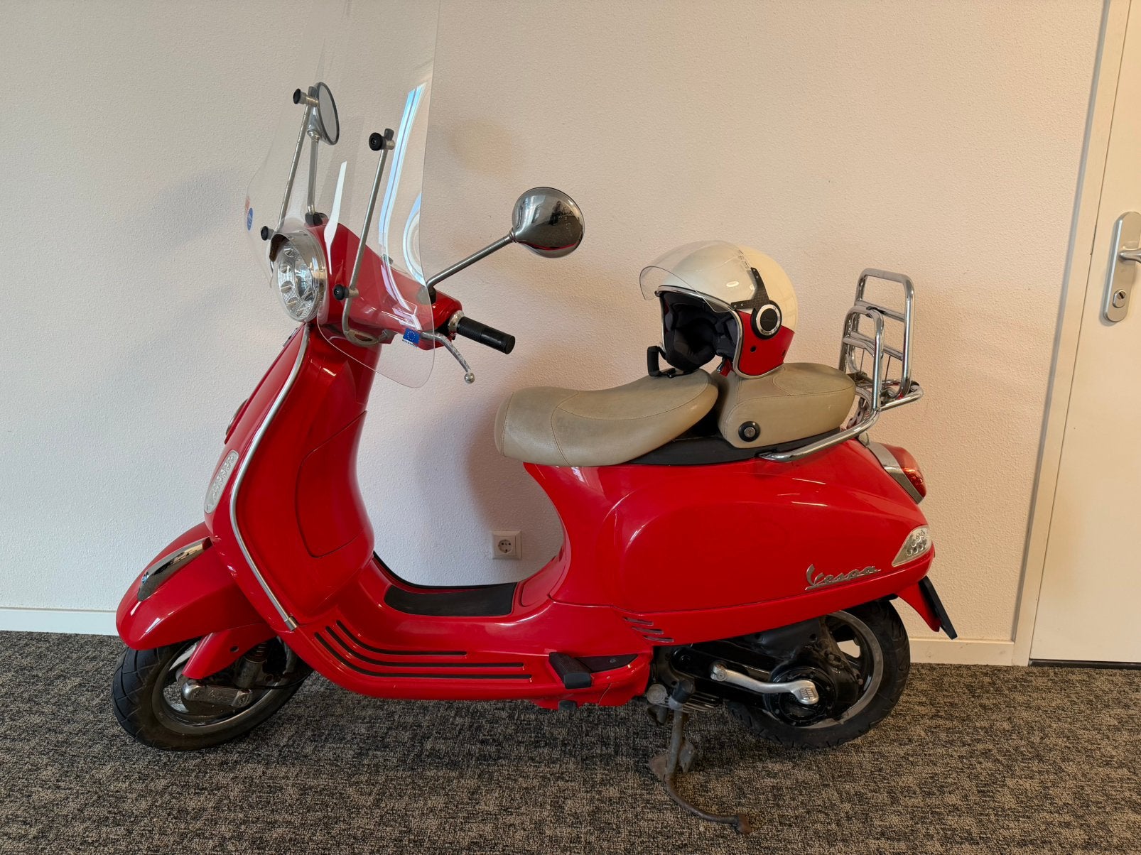 Mooie goed onderhouden Vespa LX 50 25KM, Fietsen en Brommers, Ophalen, Gebruikt, Benzine, Vespa LX