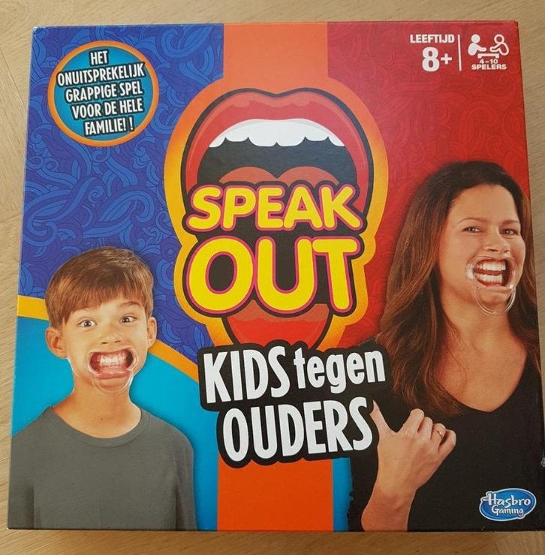 Speak Out Kids tegen Ouders - Hasbro Gaming, Ophalen of Verzenden, Zo goed als nieuw, Hasbro Gaming