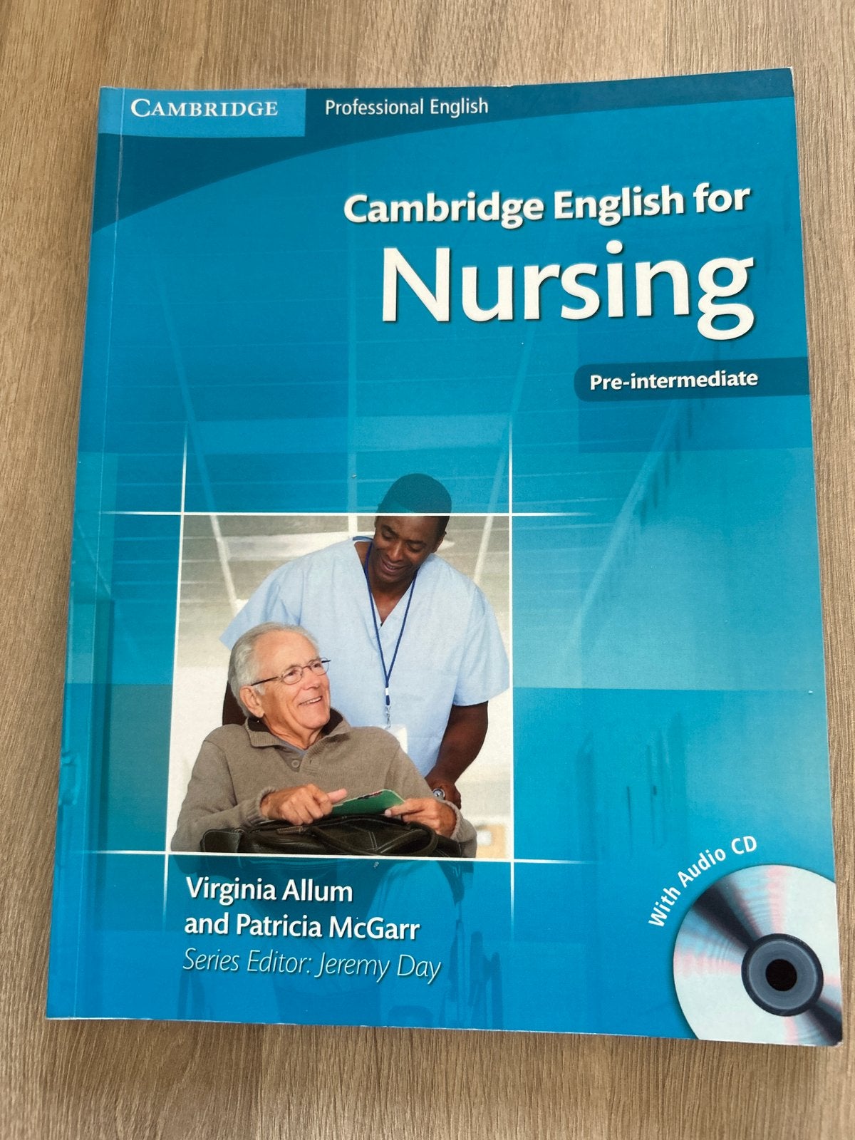 Cambridge English for Nursing - Pre-intermediate, Boeken, Ophalen of Verzenden, Gamma, Zo goed als nieuw, MBO