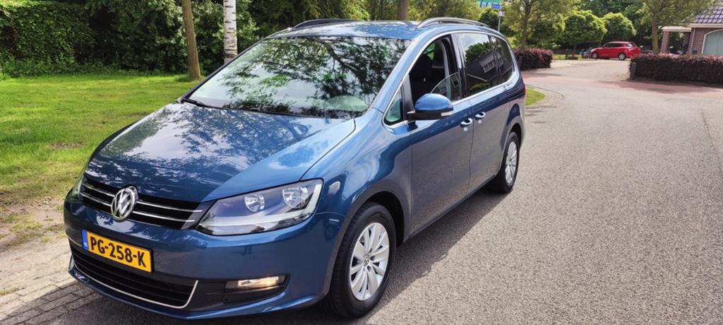 VW Sharan 2.0 TDI 110KW/150PK Euro6 DSG-6 Export prijs 11450, Auto's, Volkswagen, Stof, Blauw, 7 stoelen, Bedrijf
