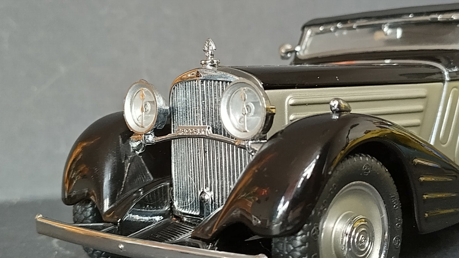 Maybach Zeppelin 1:24 Franklin Mint Pol, Overige merken, Auto, Verzenden, .
