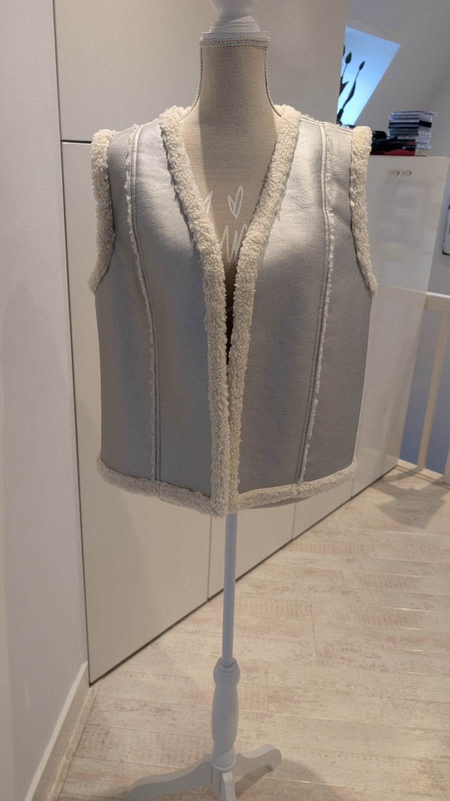 Yest Bodywarmer/Gilet Maat 42 Zilver met Teddy Voering, Kleding | Dames, Maat 42/44 (L), Ophalen of Verzenden, Zo goed als nieuw