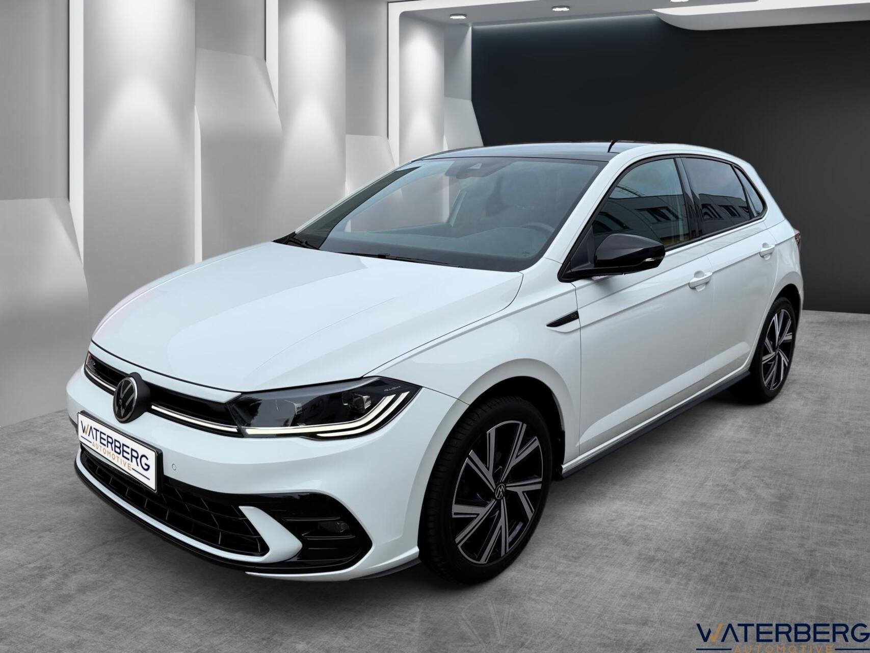 Volkswagen Polo 1.0 TSI 3x R-Line*LED IQ*ACC*Cam*Carplay*PDC, Voorwielaandrijving, Gebruikt, Euro 6, 95 pk