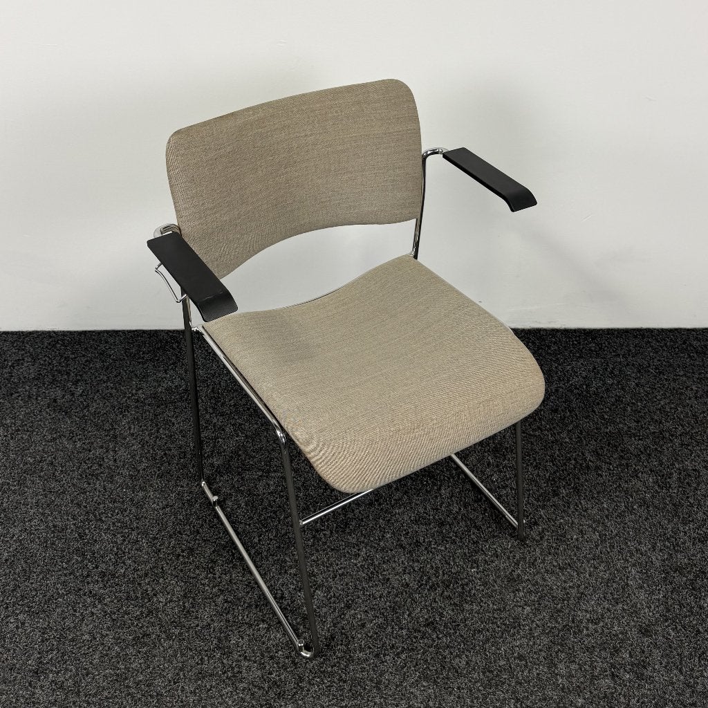 HOWE 40/4 Vergaderstoel | Beige 26277, Ophalen, Gebruikt, Overige kleuren, Stof