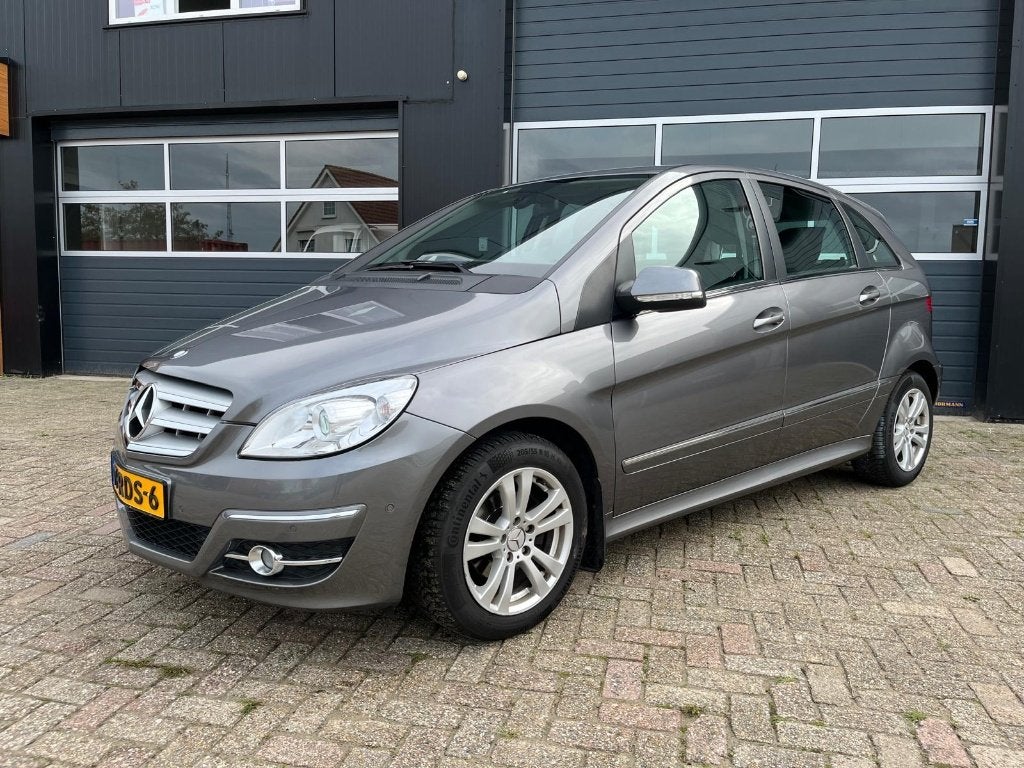 Mercedes-Benz B-Klasse 1.7 B180 Automaat, Zwart, 4 cilinders, Leder en Stof, Origineel Nederlands