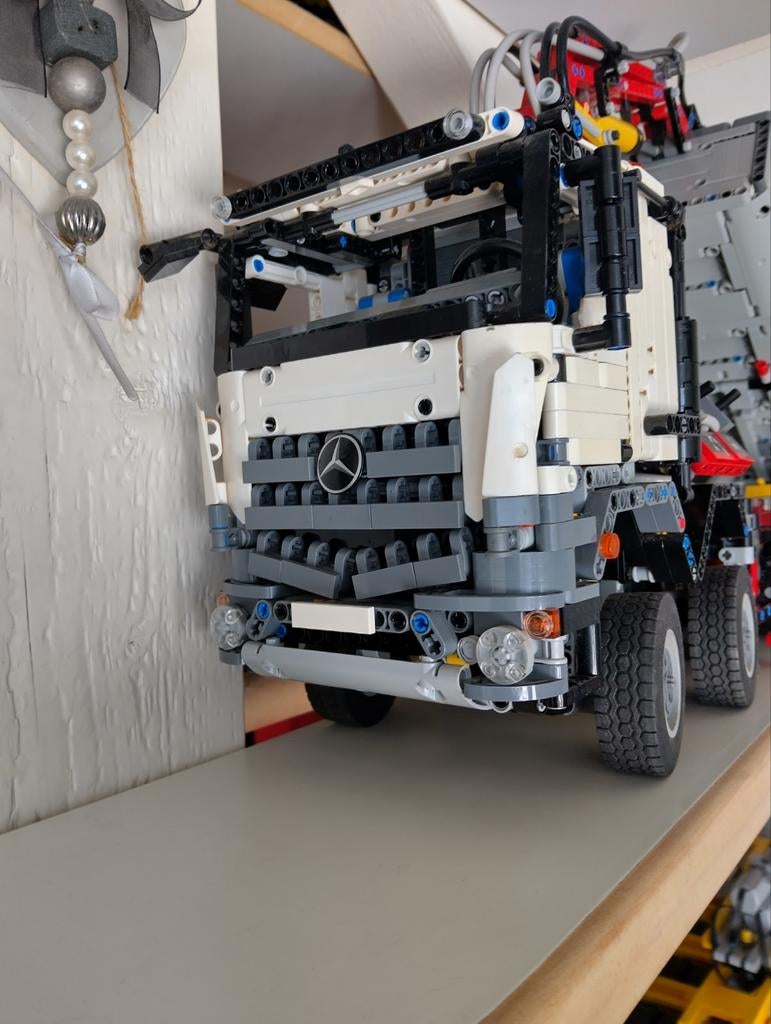 42034 technisch lego Mercedes knijper wagen met wipkar, Kinderen en Baby's, Speelgoed | Duplo en Lego, Ophalen, Gebruikt, Lego