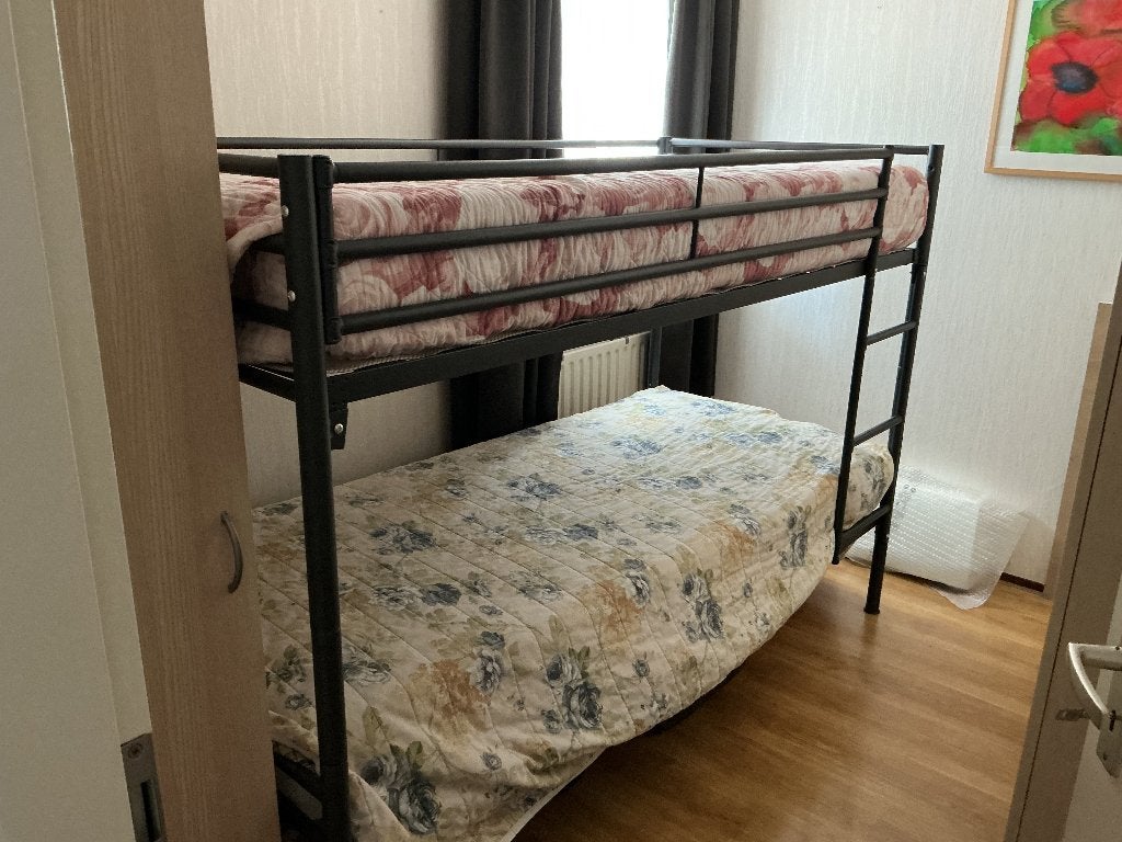 Stapelbed, Ophalen, 90 cm, Eenpersoons, Zo goed als nieuw
