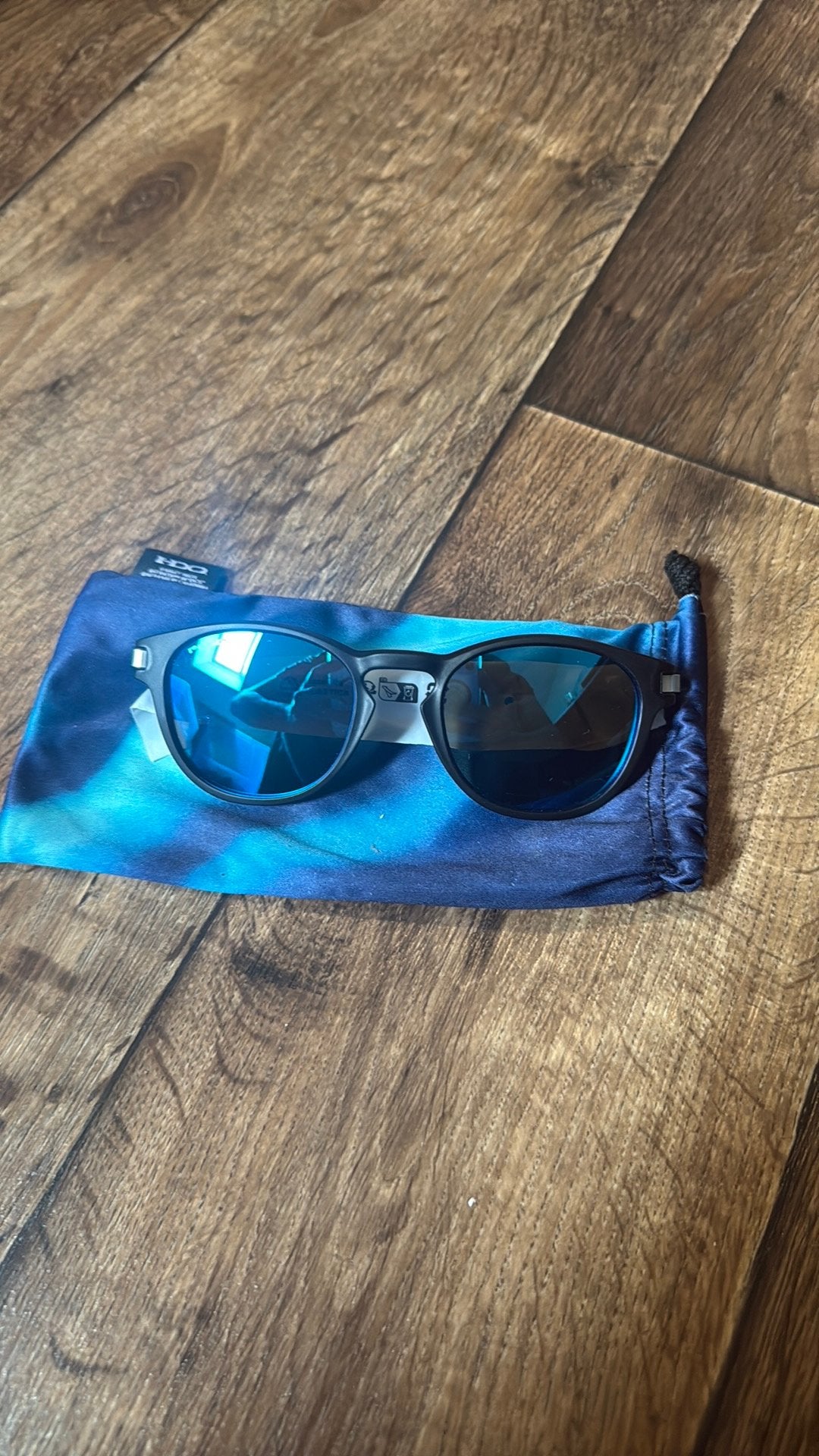 Oakley Latch zonnebril nieuw, Sieraden, Tassen en Uiterlijk, Zonnebrillen en Brillen | Heren, J, Zonnebril, Zwart, Nieuw