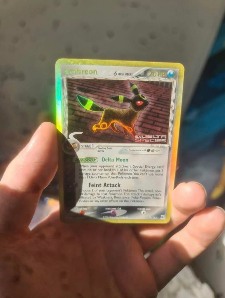 Umbreon van ex delta species stamped holo, Hobby en Vrije tijd, Verzamelkaartspellen | Pokémon, Ophalen, Nieuw, Losse kaart