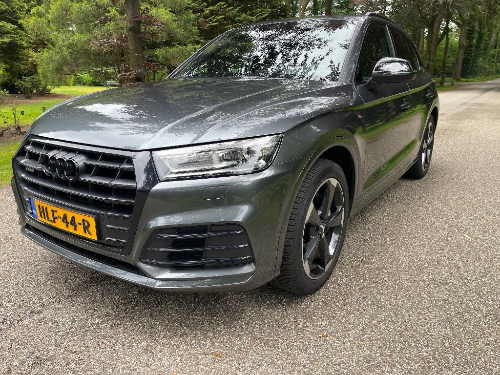 Audi Q5 50 Tfsi e Quattro S Tronic / 2x S-line / Luchtvering, 2005 kg, 1750 kg, 4 cilinders, Plug-in hybride