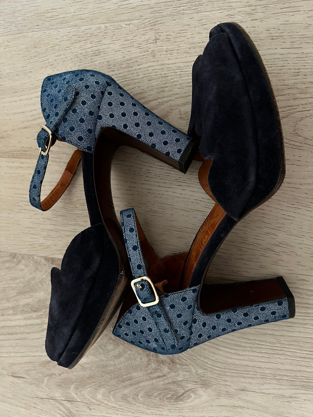 Chie Mihara sandalen maat 40, Ophalen of Verzenden, Zo goed als nieuw, Blauw, Sandalen of Muiltjes