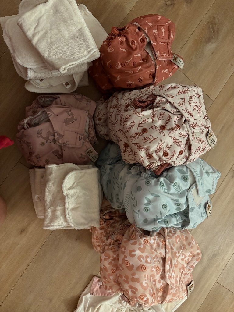 Gratis wasbare Happy Bear luiers 24 stuks + Inlegvellen, Kinderen en Baby's, Kinderspulletjes, Ophalen, Gebruikt