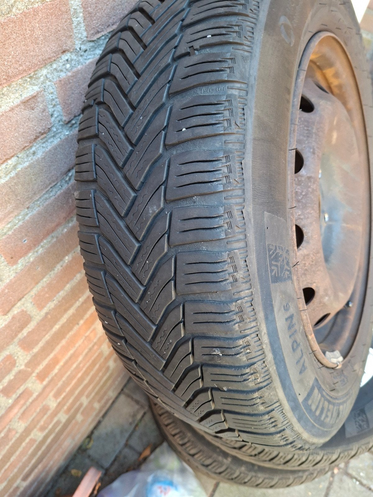 Winterbanden Michelin 185/65 R15, Auto-onderdelen, Banden en Velgen, 15 inch, Band(en), 185 mm, Winterbanden