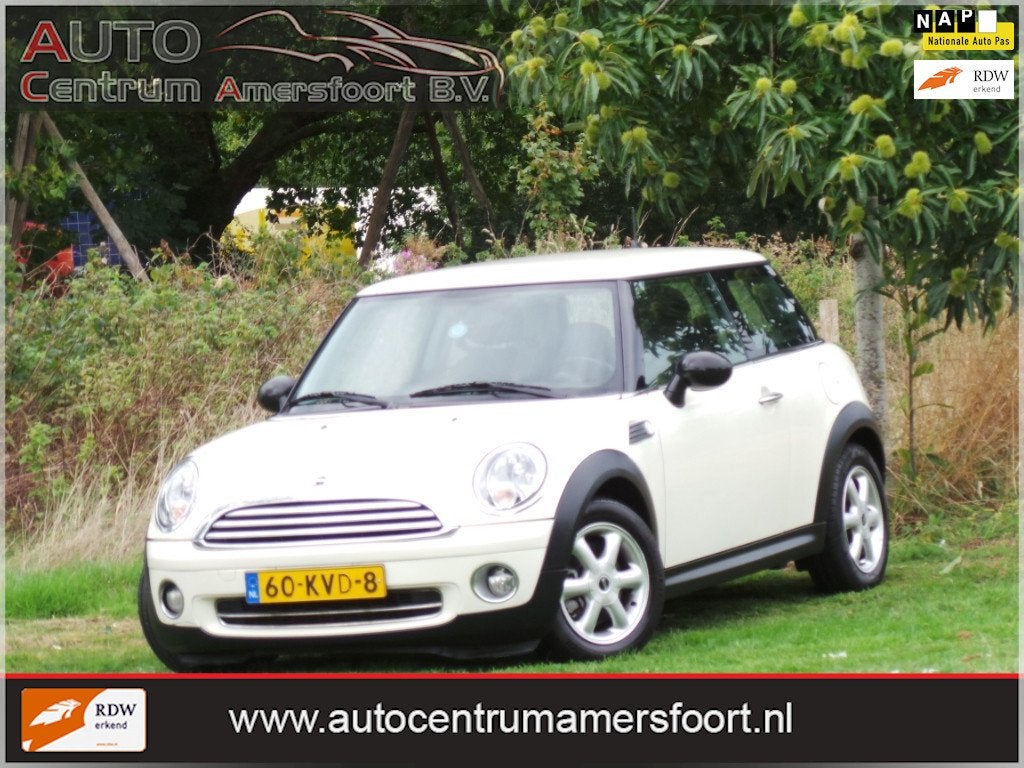 Mini 3-Deurs 1.4 One Business Line ( INRUIL MOGELIJK ), Voorwielaandrijving, 4 cilinders, 4 stoelen, Wit