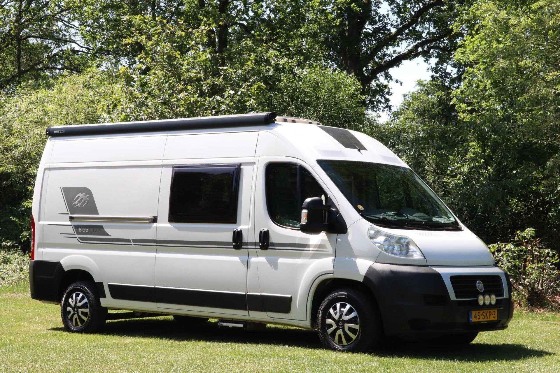 Caravans And Camping Knaus