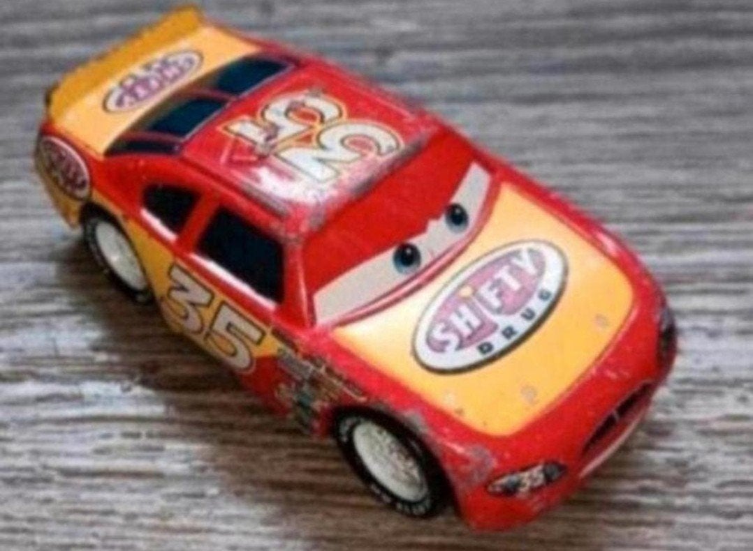 🚙metalen cars racer: *35 shifty drug🚙, Kinderen en Baby's, Verzenden, Gebruikt