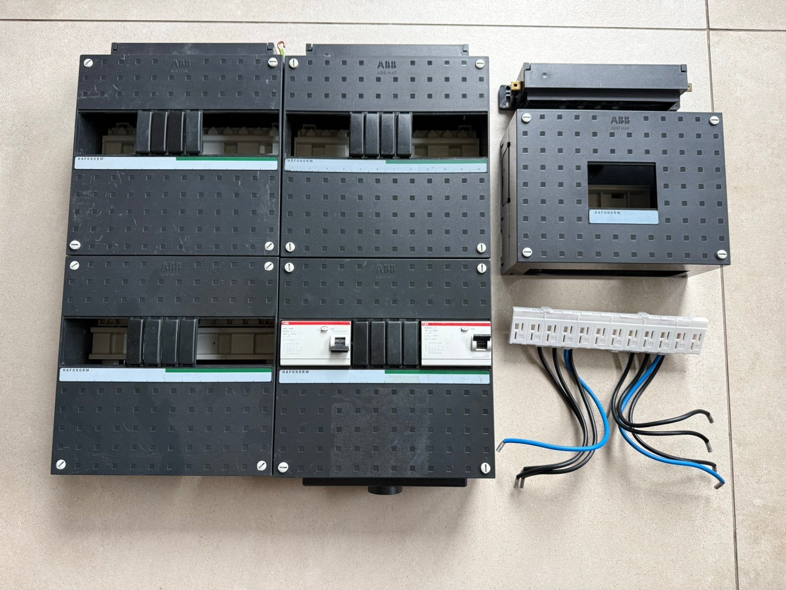 ABB Hafonorm Lege Installatiekast 1-rij 12 modules 220 x 220, Ophalen of Verzenden, Zo goed als nieuw, Overige typen