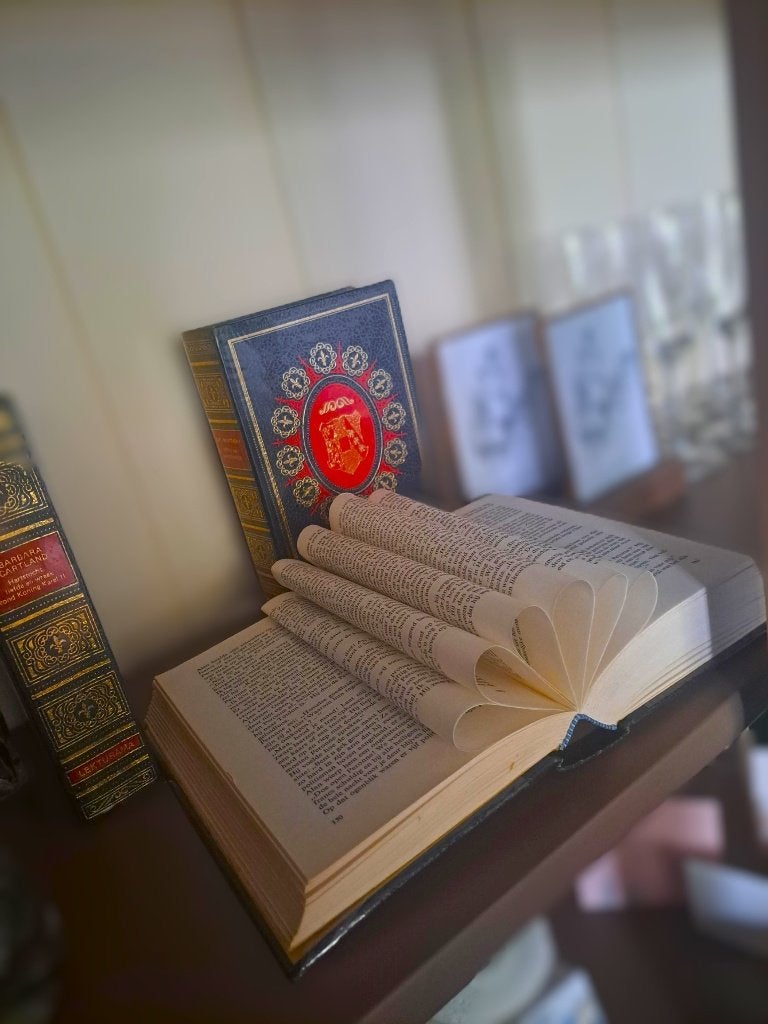 Decoratieve oude LEKTURAMA boeken per stuk of serie, Ophalen