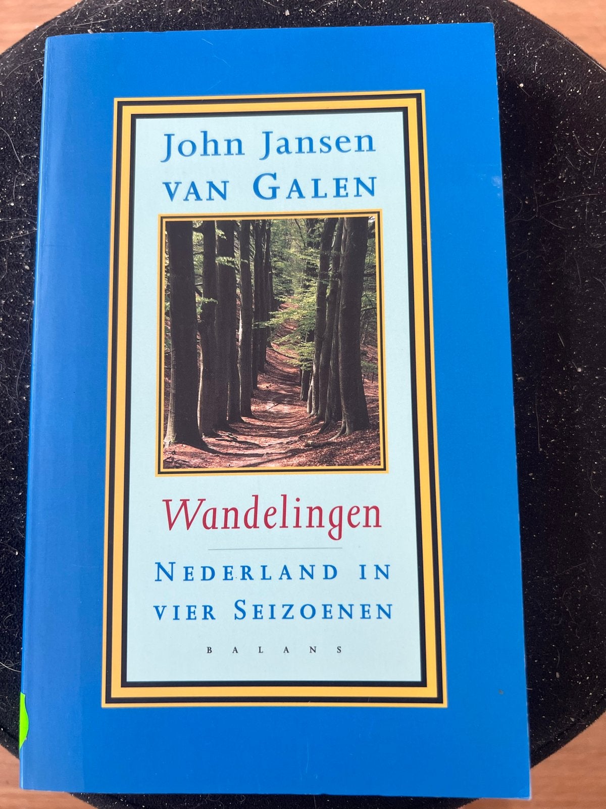 Wandelingen Nederland in vier seizoenen - John Jansen van Ga, Boeken, Reisgidsen, Overige merken, Ophalen of Verzenden, Zo goed als nieuw