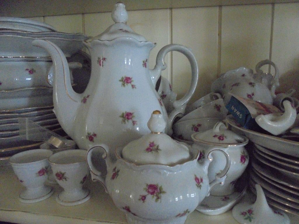 Diner-/Koffieservies Mitterteich Bavaria barok roze roosjes, Antiek en Kunst, Ophalen of Verzenden