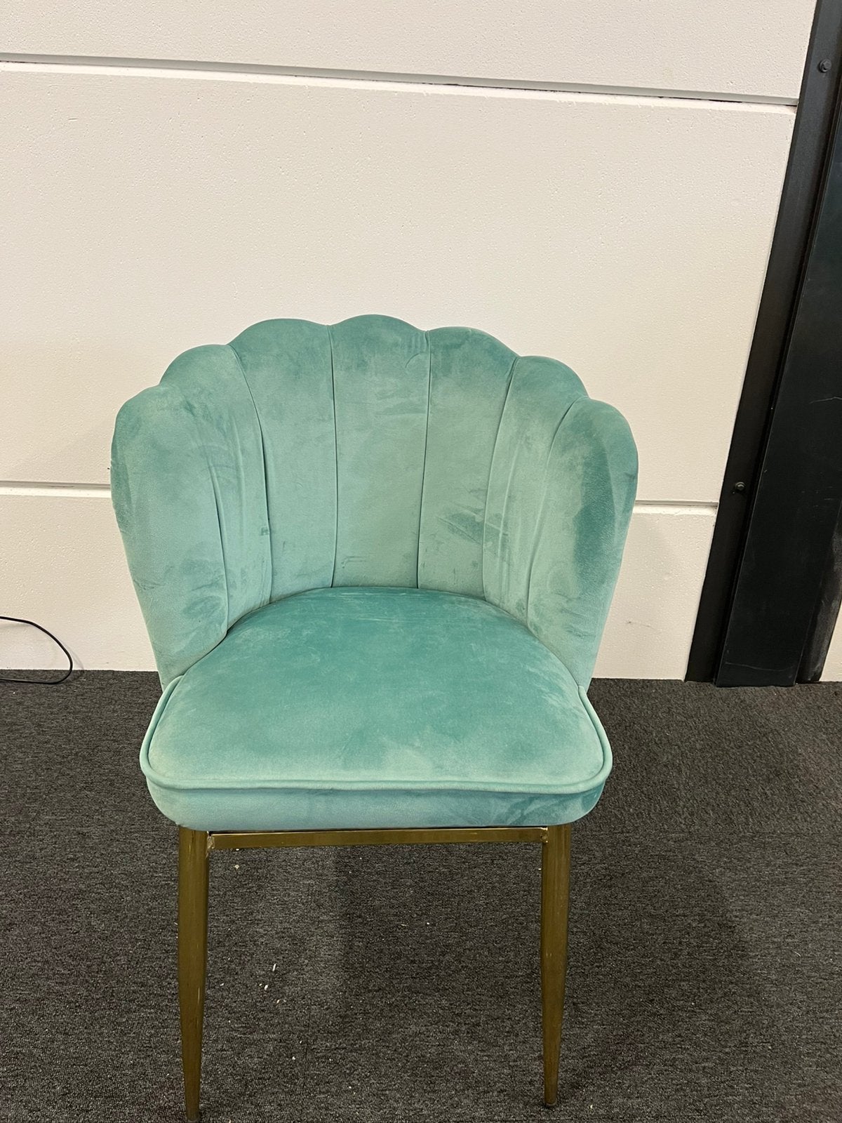 Elegante Velvet Schelpstoel (set van 5), Huis en Inrichting, Stoelen, Zo goed als nieuw, Ophalen