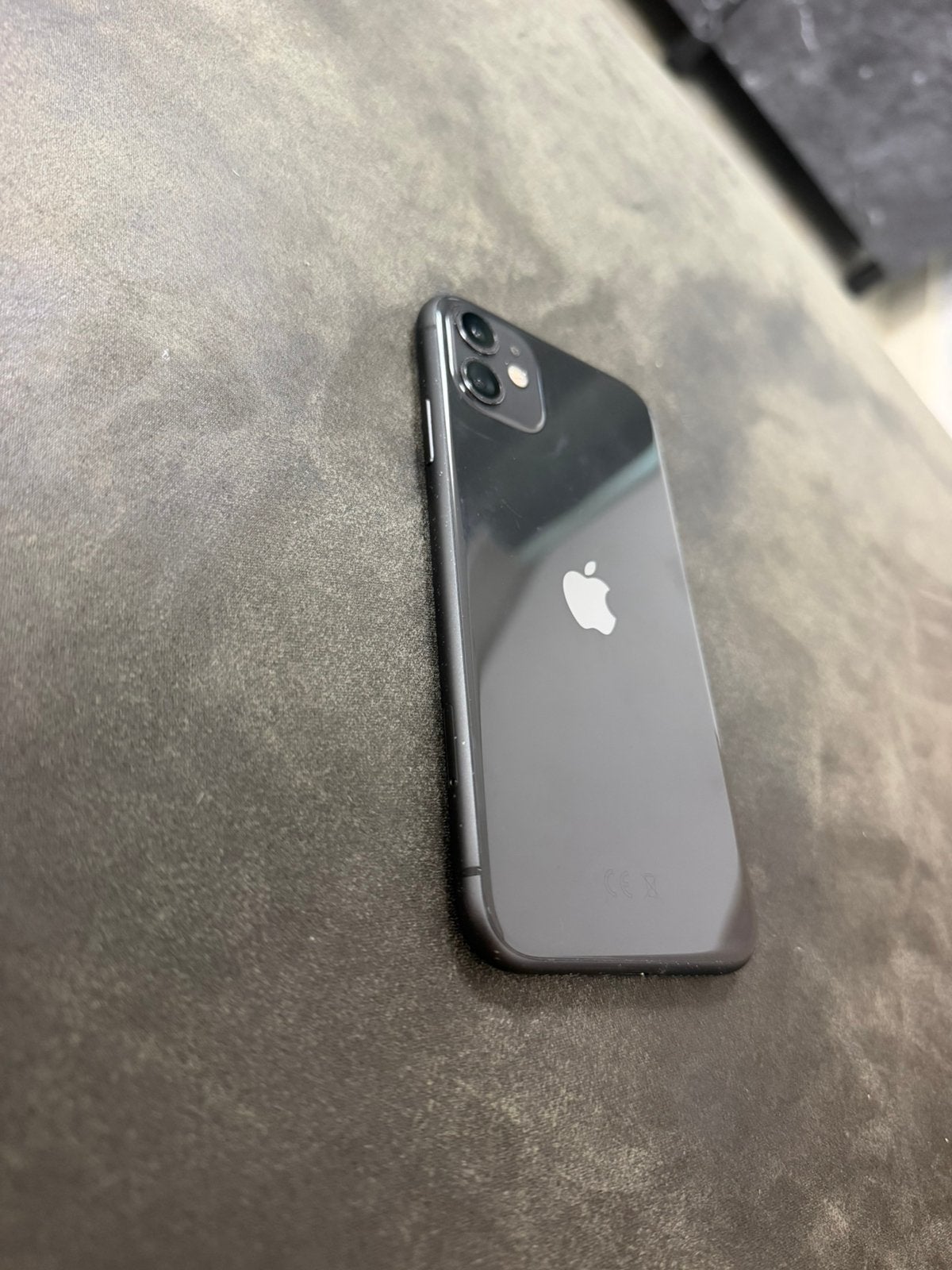 iPhone 11 64GB Zwart – 100% Batterijcapaciteit, Telecommunicatie, Mobiele telefoons | Apple iPhone, ., Zwart, Zo goed als nieuw