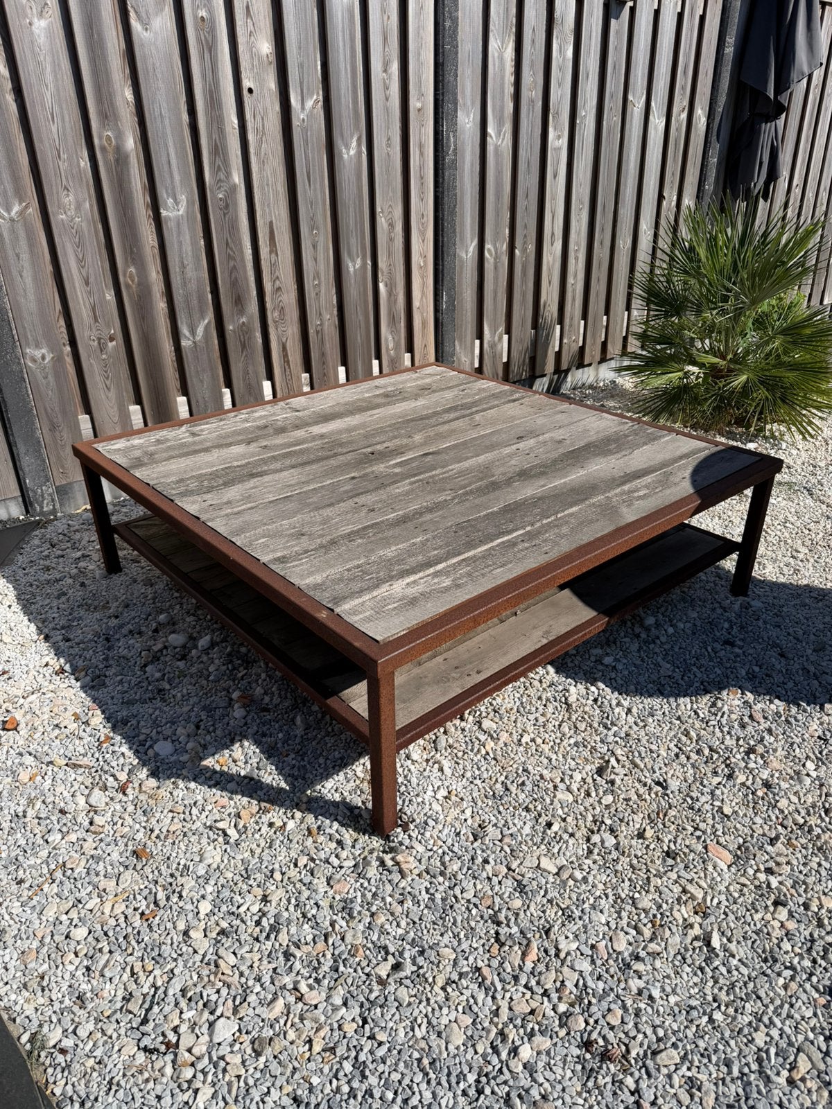 Robuuste loungetafel / tuintafel 148x148x46 cm, Ophalen, Zo goed als nieuw, Vierkant, Metaal