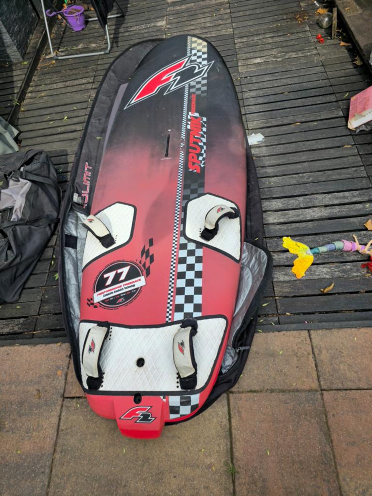 Complete Windsurf Set: F2 Sputnik, Gaastra Vapor, Assault Gi, Watersport en Boten, Windsurfen, Gebruikt, Minder dan 250 cm, F2