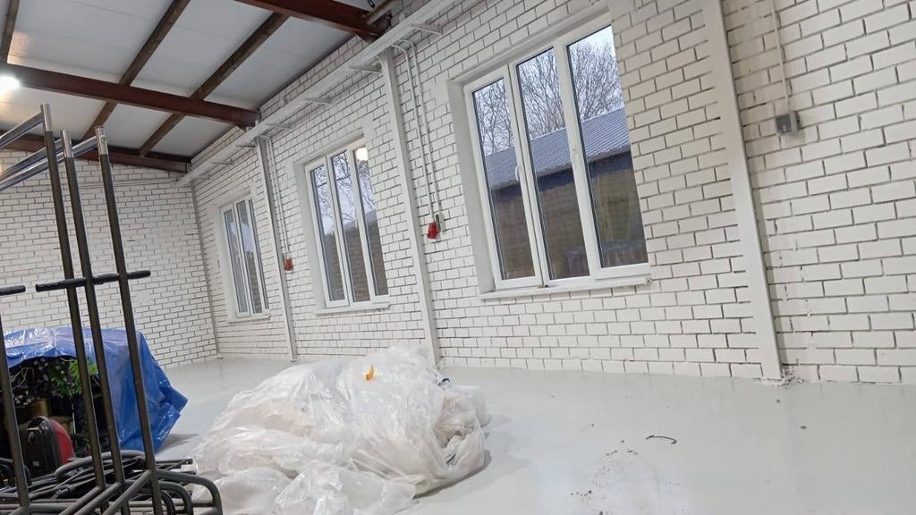 Platen panelen stucwerk etc latex spuiten in 1 dag klaar, Ophalen, Nieuw