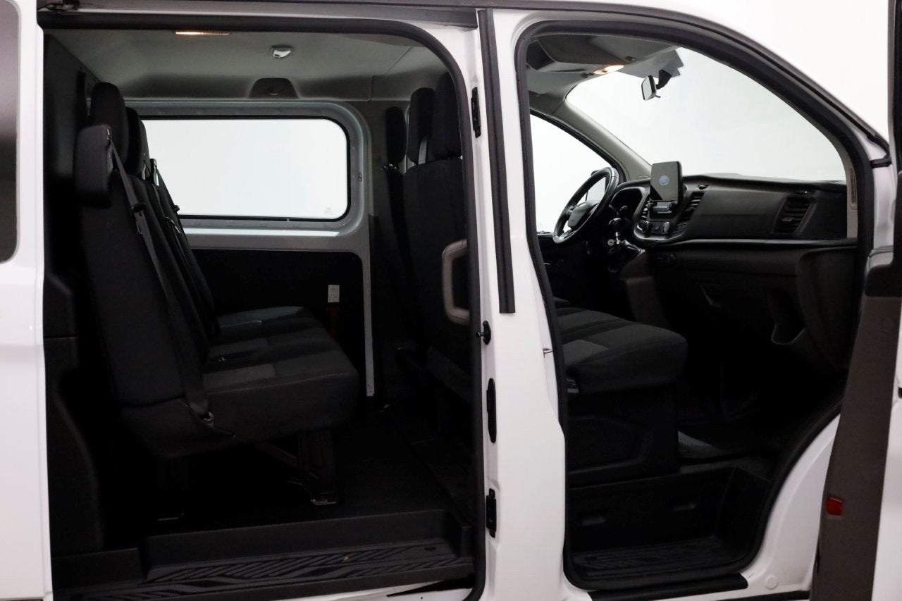 Ford Transit Custom 2.0 TDCI 130pk L1H1 Trend D.C. Airco/Nav, Voorwielaandrijving, Dealer onderhouden, Euro 6, 2500 kg