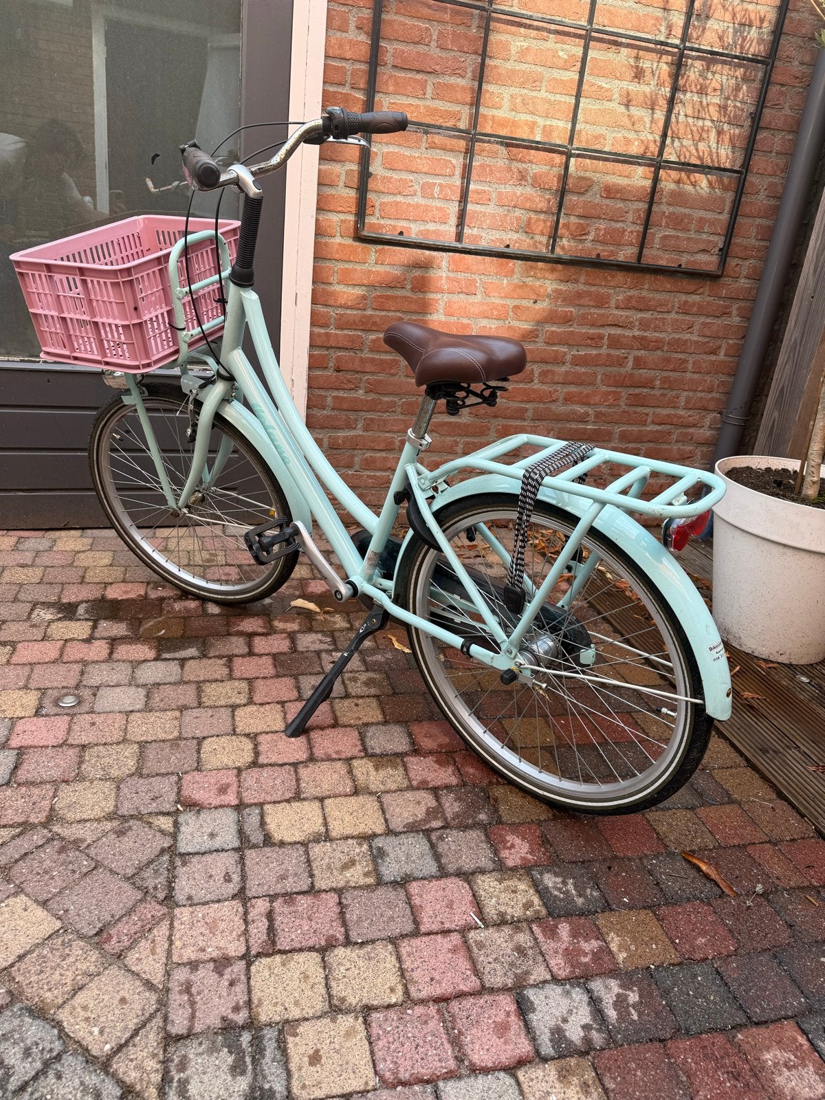26 inch kinderfiets met mandje, Fietsen en Brommers, Overige merken, Terugtraprem, Gebruikt, Ophalen of Verzenden