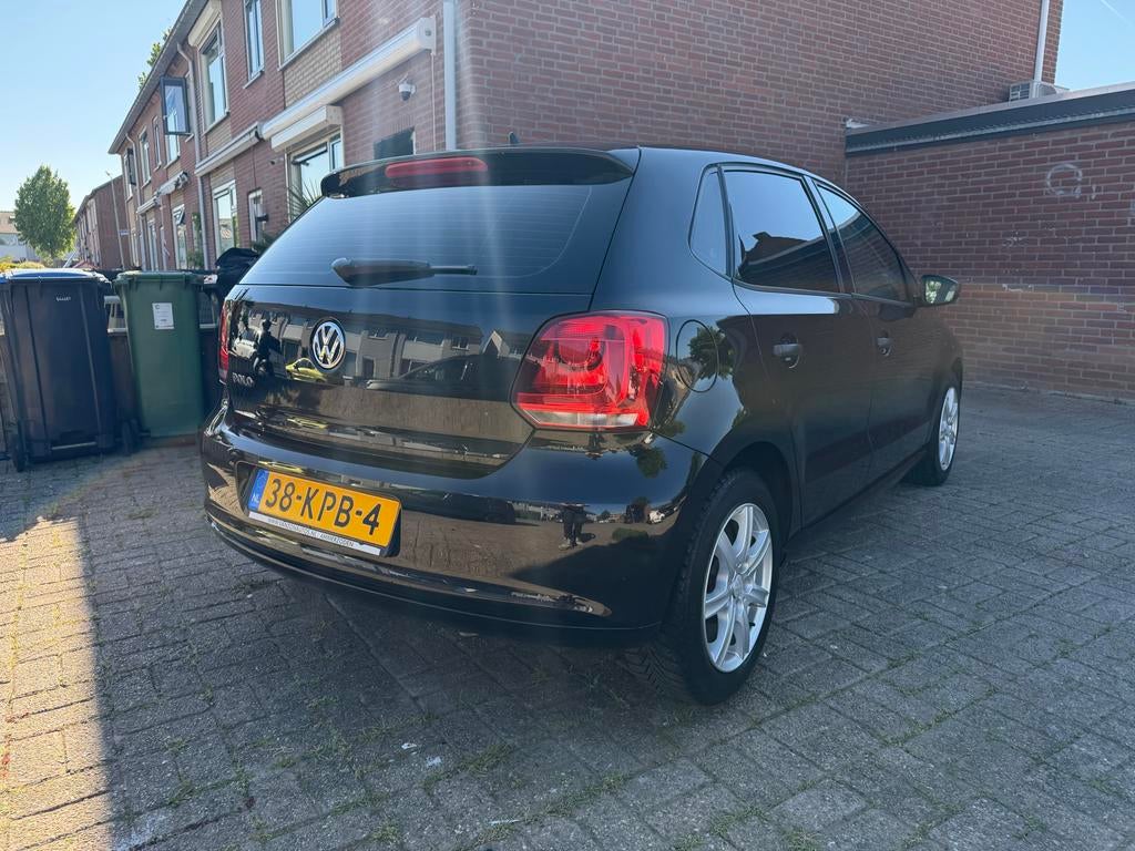 Volkswagen Polo 1.2 51KW 2010 Zwart LEES BESCHRIJVING!, Voorwielaandrijving, 967 kg, 40 €/maand, Euro 6