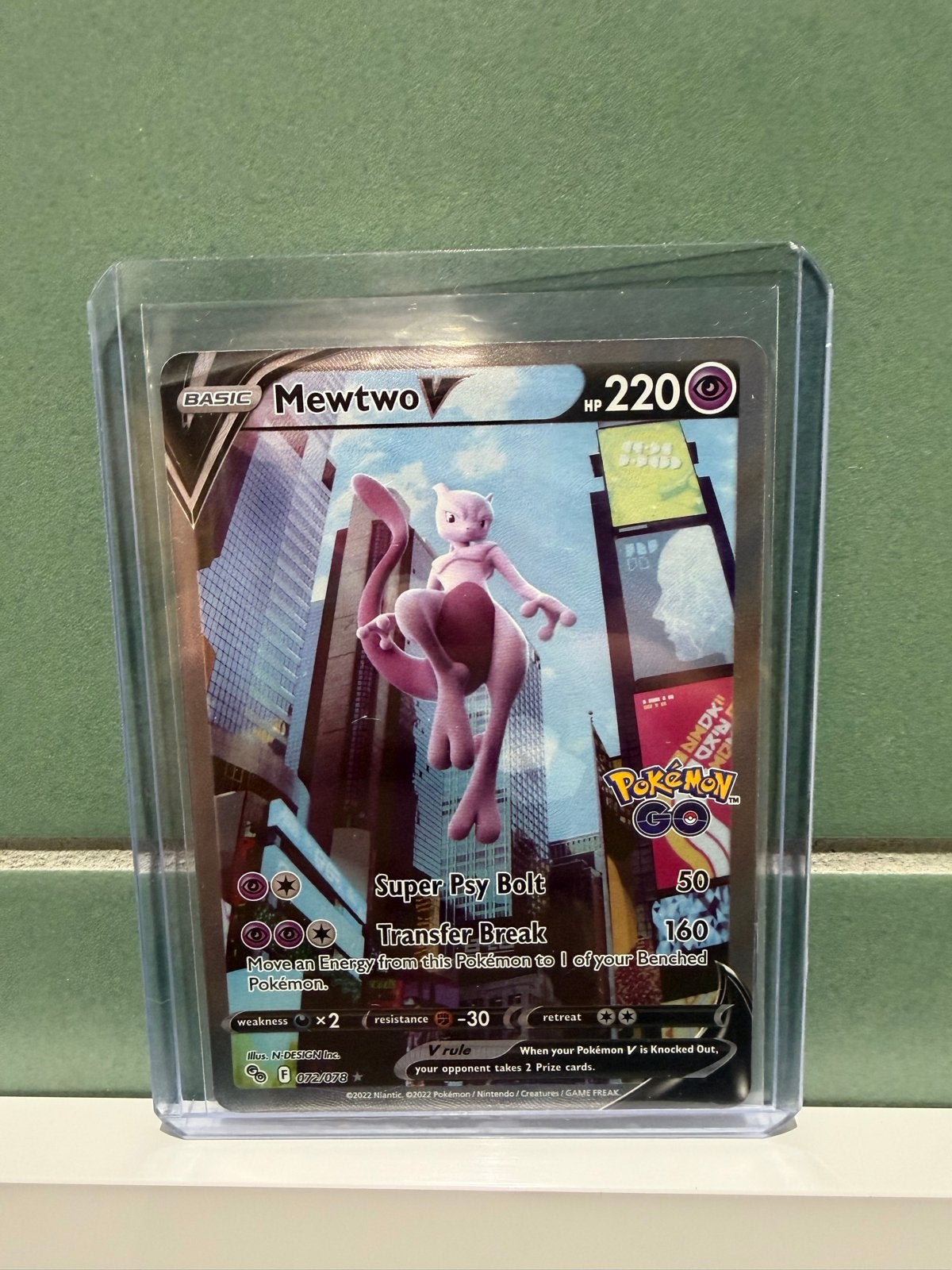 Mewtwo V Pokémon GO Full Art (72/78), Ophalen of Verzenden, Zo goed als nieuw, Losse kaart