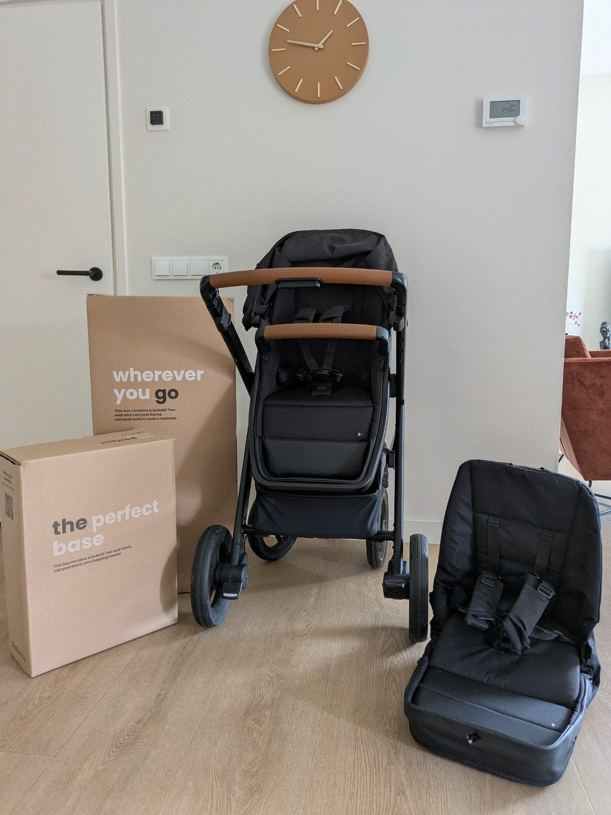 Dubatti 2 kinderwagen zwart + cognac. Extra binnenzitje!, Ophalen, Zo goed als nieuw, Overige merken, Verstelbare duwstang