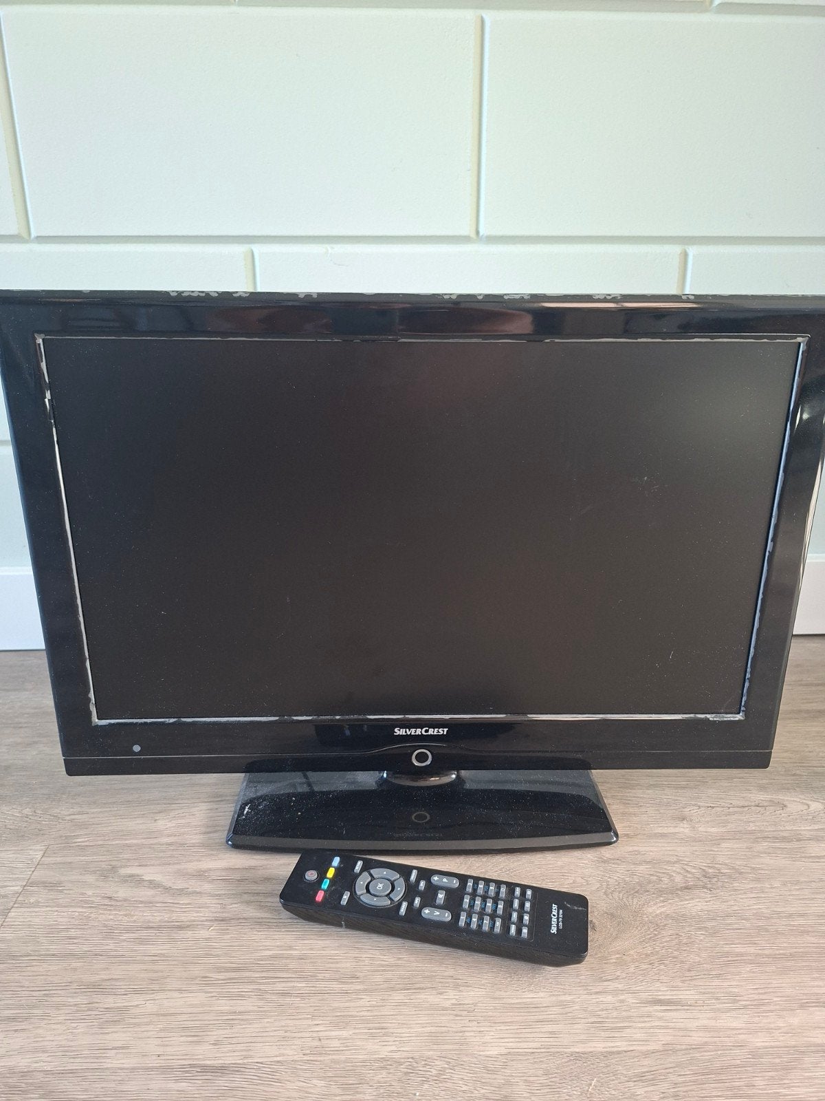 SilverCrest TV met afstandsbediening, 50 Hz, HD Ready (720p), 40 tot 60 cm, Ophalen