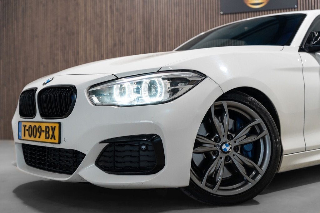 BMW 1-serie M135 N55 RWD Panorama Performance Upgrades H&R, Auto's, Achterwielaandrijving, Gebruikt, 327 pk, 4 stoelen