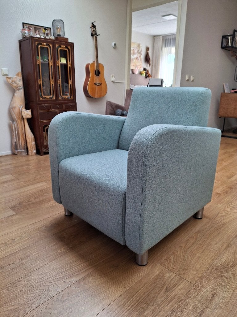 Prachtige moderne licht groene gemêleerde fauteuil, Ophalen, 75 tot 100 cm, Zo goed als nieuw, Stof