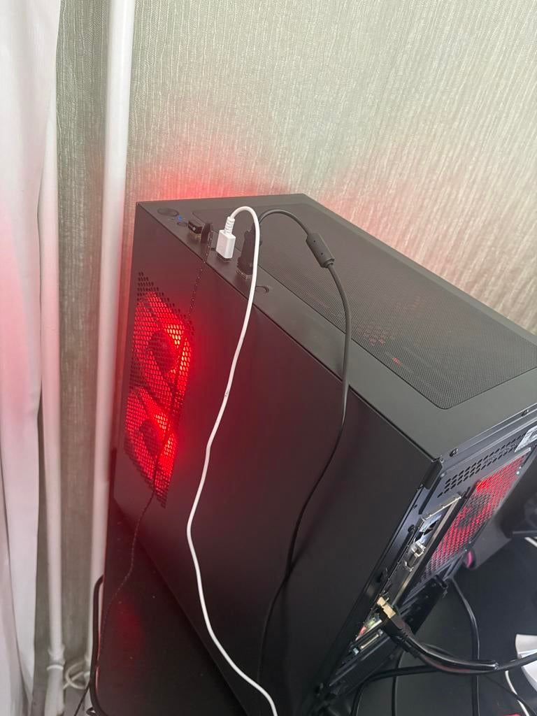 Gaming PC met AMD Ryzen 5 5500 en RTX 3050, Ophalen of Verzenden, Zo goed als nieuw, Gaming, SSD