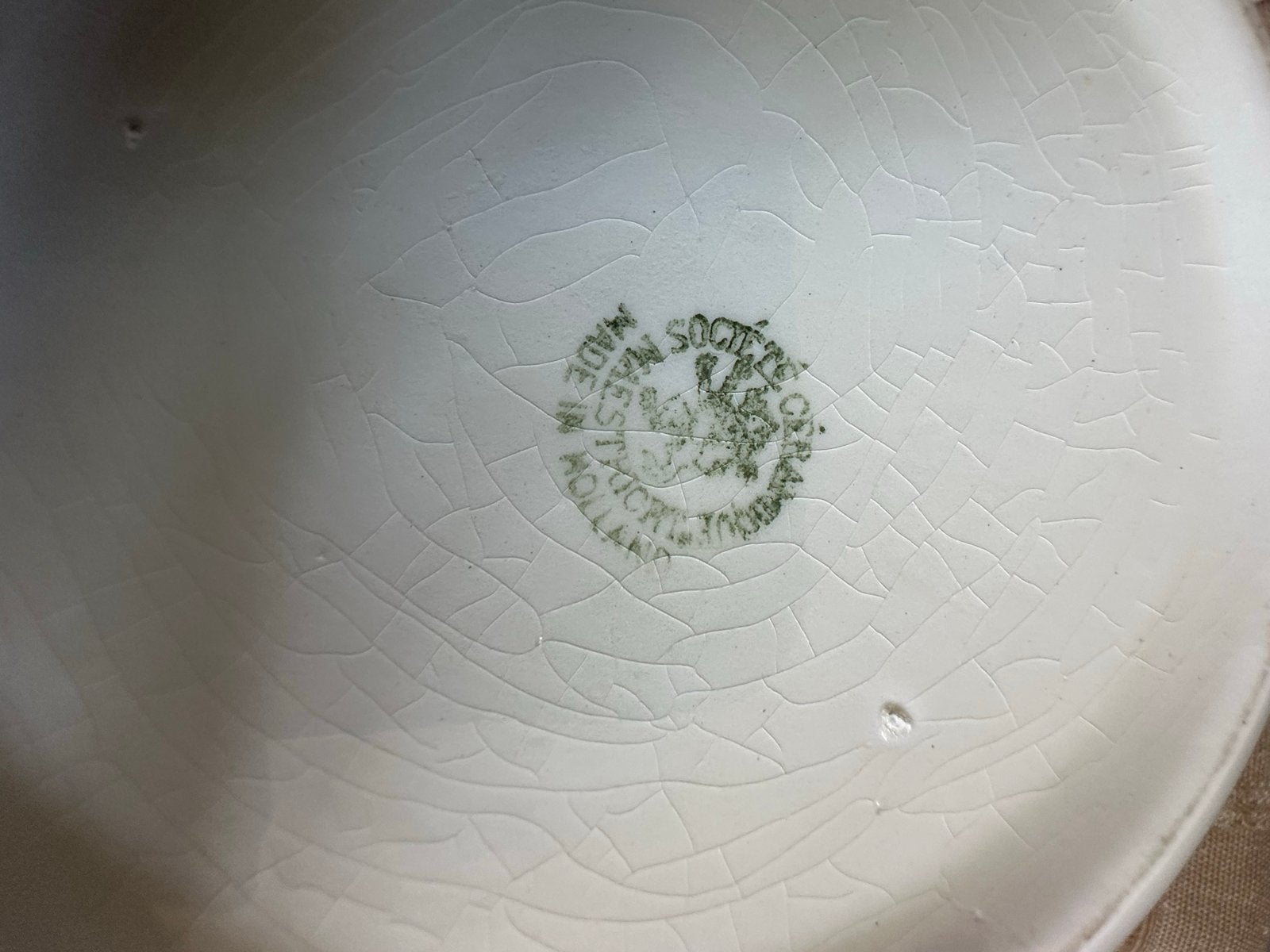 Diverse aardewerk schalen/servies van Petrus Regout Maastric, Ophalen