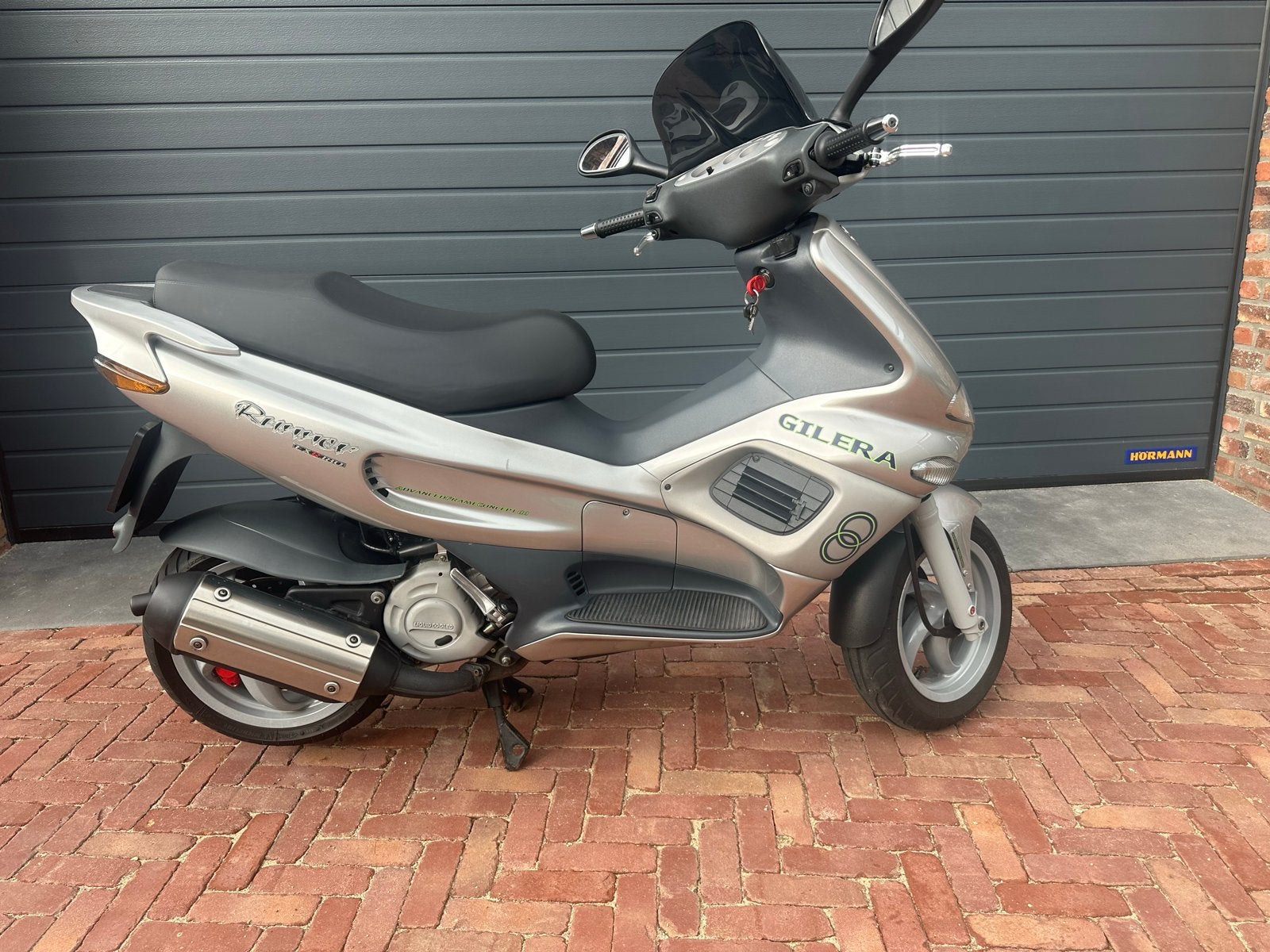 Gilera Runner 180  FXR ,DD- Krachtige sportieve motorscooter, Ophalen, Gebruikt, 180 cc