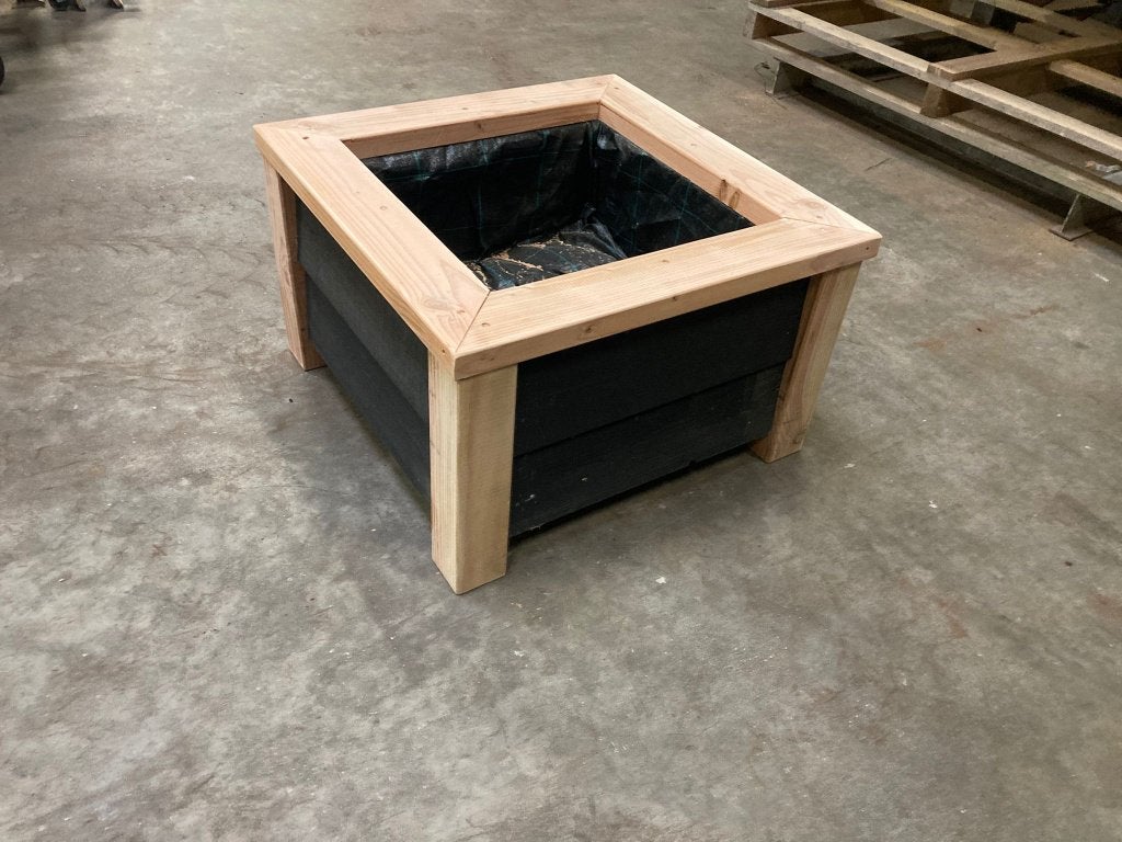 Douglas Plantenbak voor Buiten, Tuin en Terras, Ophalen, Vierkant, Zo goed als nieuw, Balkon