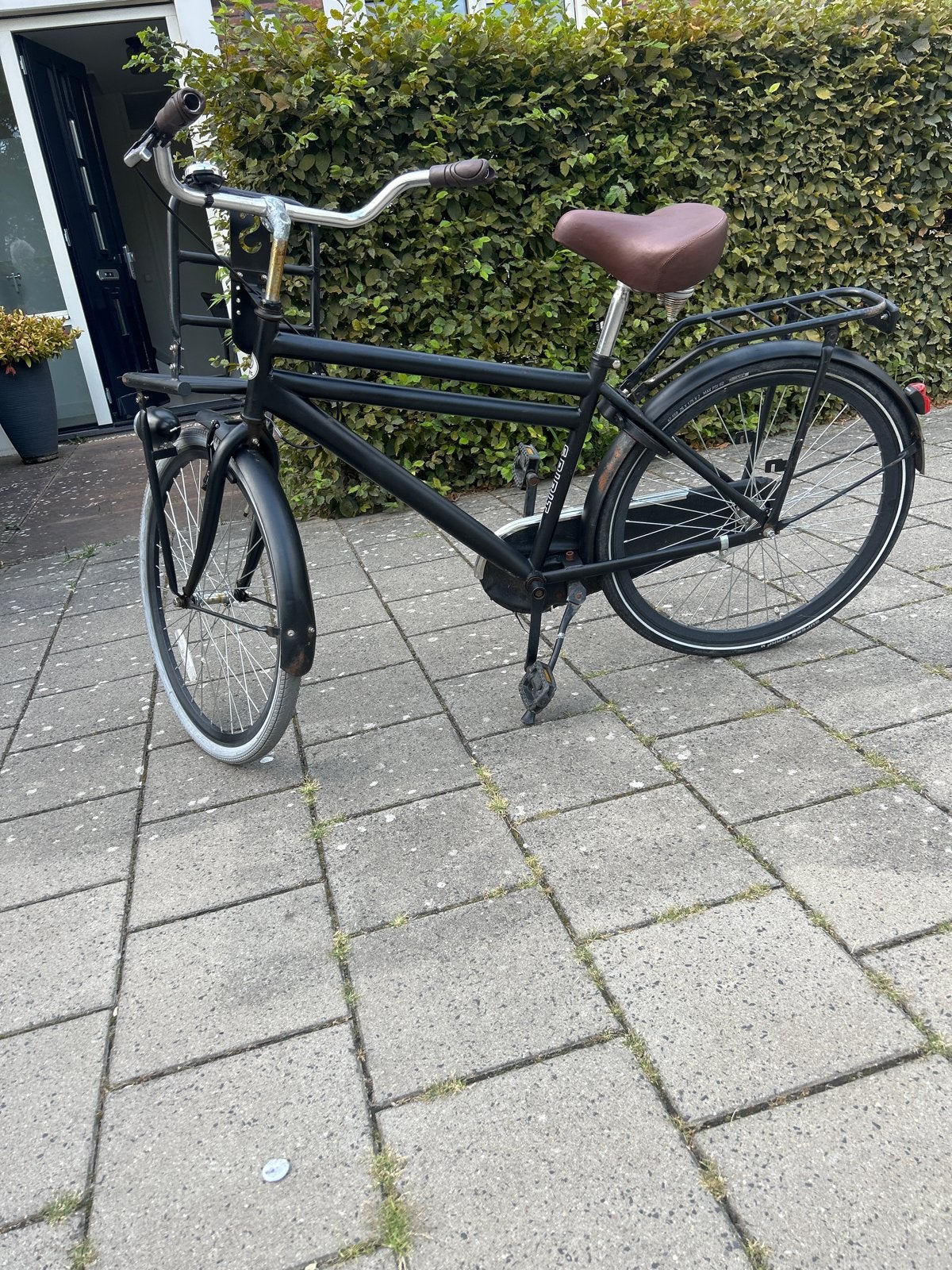 Stevige zwarte kinder-transportfiets met voordrager, Fietsen en Brommers, Fietsen | Dames | Damesfietsen, Velgrem, Ophalen, Overige merken