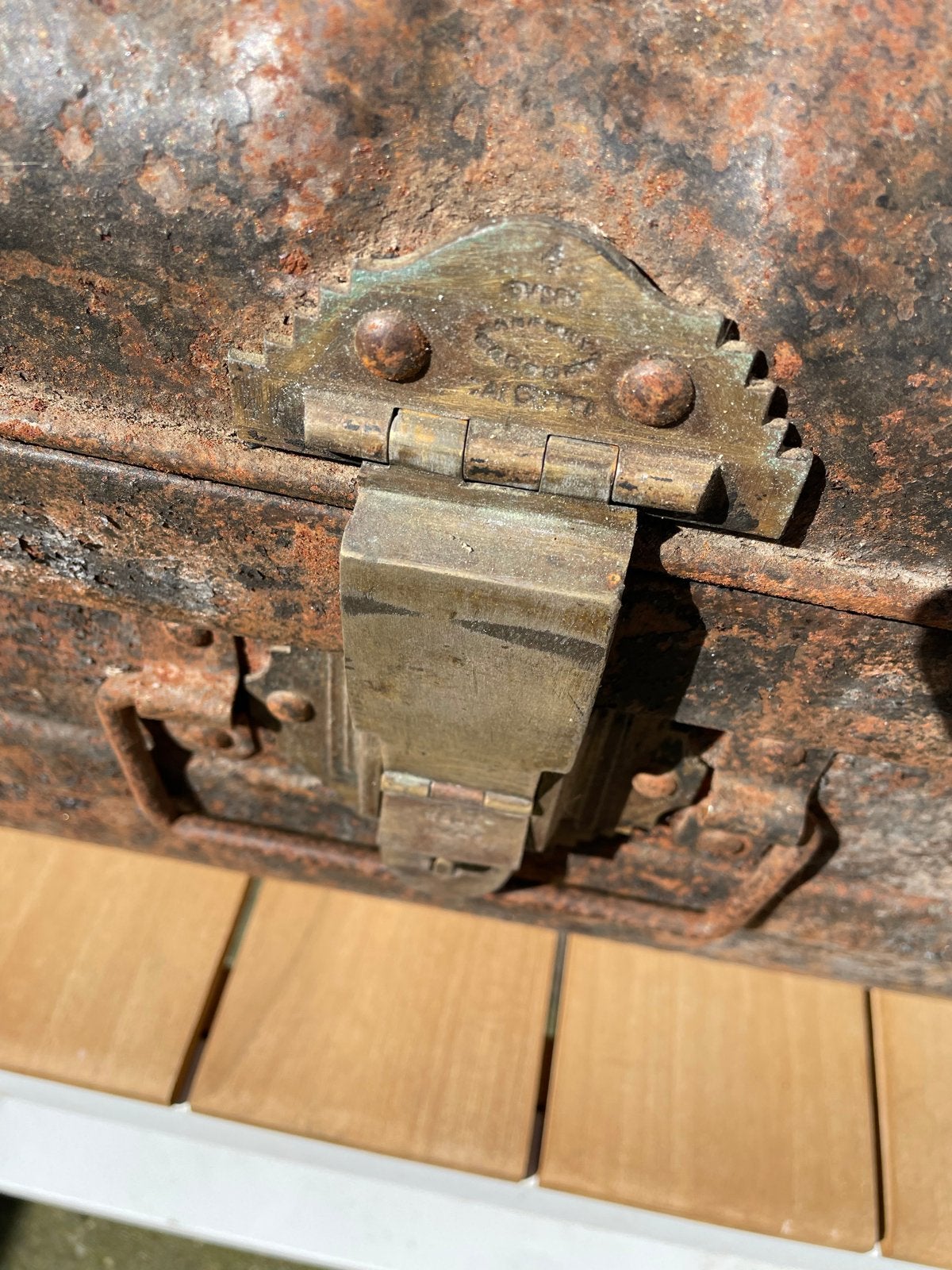 Antieke metalen kist - Vintage opbergkist, Ophalen